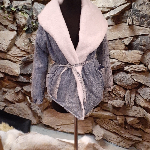 36 point 5 acid wash jacket - Picture 2 of 7